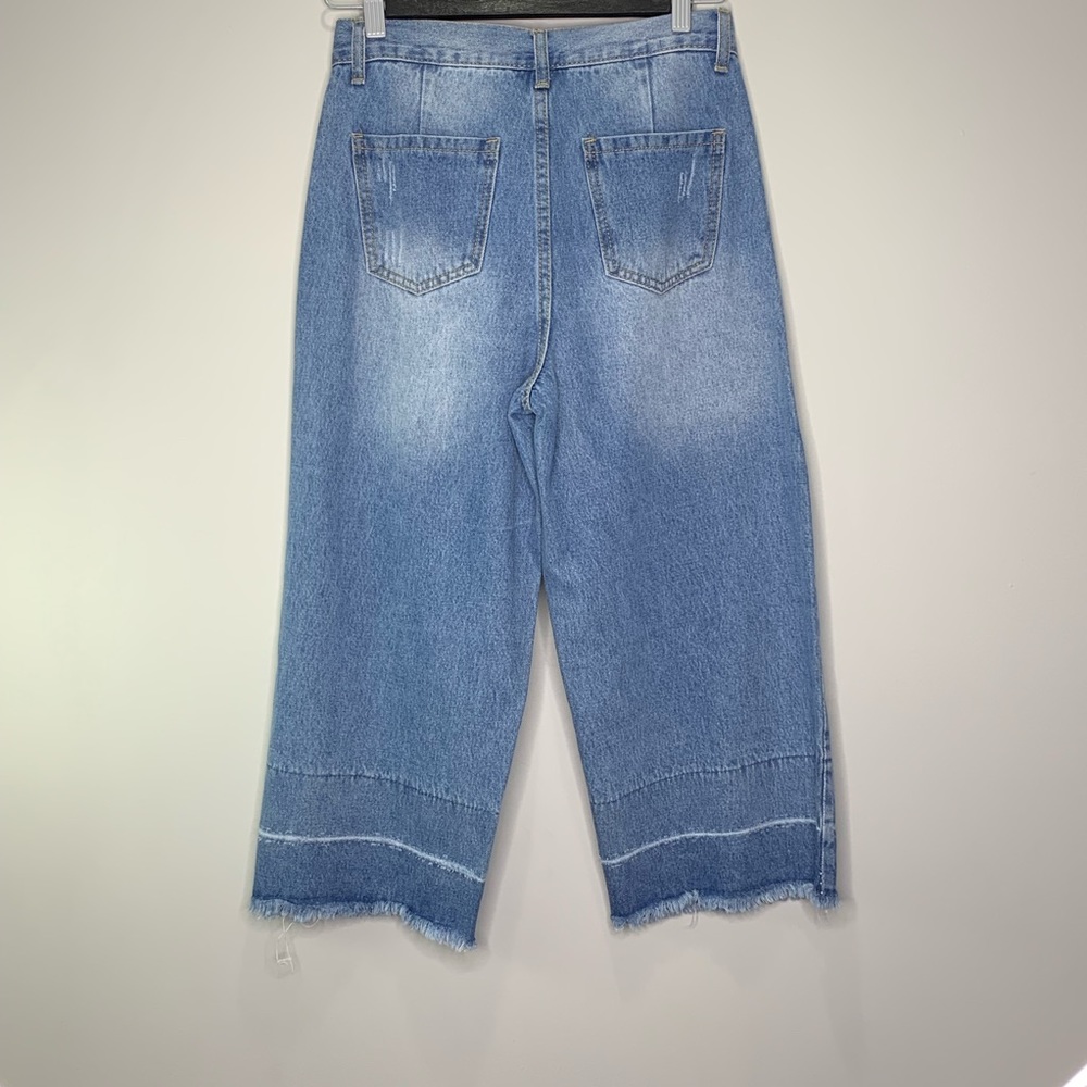Moon River Midi Length Denim Pants - Picture 7 of 7